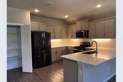 487 Deer Canyon Way, Princeton, TX 75407 - Photo 4