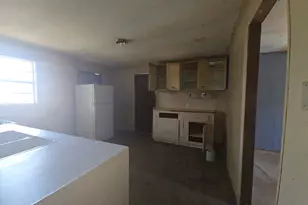 307 E Weaver Ave, Alvarado, TX 76009 - Photo 16