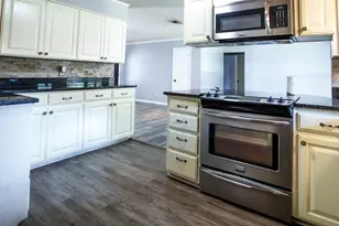 1009 W Edwards, Olney, TX 76374 - Photo 8