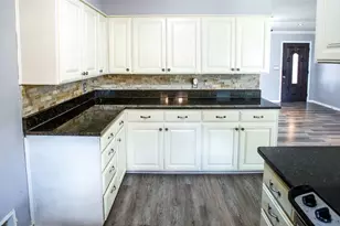 1009 W Edwards, Olney, TX 76374 - Photo 10