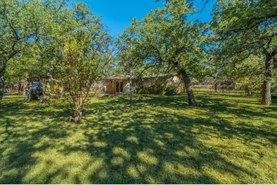 4412 Pierce Avenue, Fort Worth, TX 76119 - Photo 2