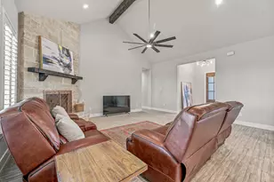 212 Buena Vista Dr, Godley, TX 76044 - Photo 10