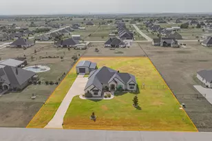 212 Buena Vista Dr, Godley, TX 76044 - Photo 38