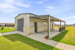 212 Buena Vista Dr, Godley, TX 76044 - Photo 4