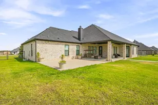 212 Buena Vista Dr, Godley, TX 76044 - Photo 32