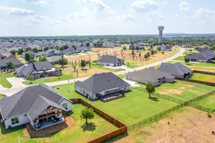 2716 Village Rd, Granbury, TX 76049 - Photo 4