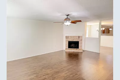 1337 Scenic Hills Drive, McKinney, TX 75071 - Photo 4