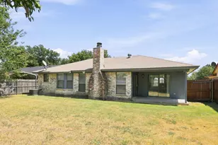 1800 Willow Vale Dr, Fort Worth, TX 76134 - Photo 8