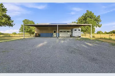 10381 Fm 512, Wolfe City, TX 75496 - Photo 22