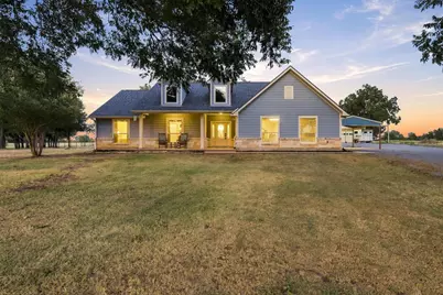 10381 Fm 512, Wolfe City, TX 75496 - Photo 2