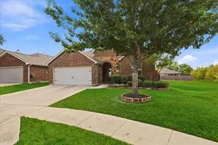 9200 Comanche Ridge Dr, Fort Worth, TX 76131 - Photo 4