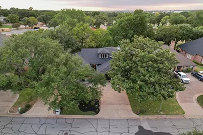 1422 Country Club Road, Arlington, TX 76013 - Photo 38