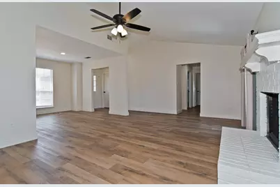 1609 Country Lane, Arlington, TX 76018 - Photo 24