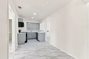 12241 Oberlin Dr, Dallas, TX 75243 - Photo 20