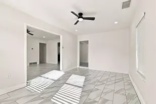 12241 Oberlin Dr, Dallas, TX 75243 - Photo 14