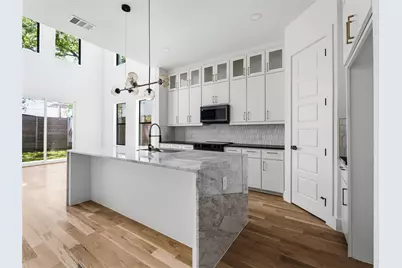 1958 Toronto Street, Dallas, TX 75212 - Photo 6