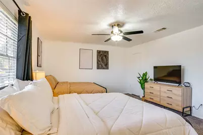 42 W Creek Lane #3, Grand Prairie, TX 75052 - Photo 14