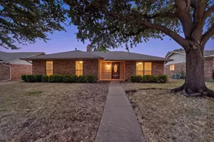 2009 Glencrest Ln, Garland, TX 75040 - Photo 2