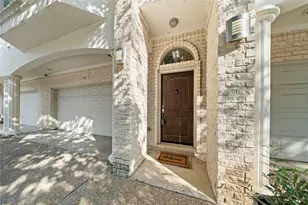 2022 N Fitzhugh Ave, Dallas, TX 75204 - Photo 2