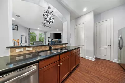 2022 N Fitzhugh Avenue #B, Dallas, TX 75204 - Photo 12