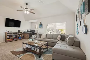 1903 Maplewood Dr, Glenn Heights, TX 75154 - Photo 6