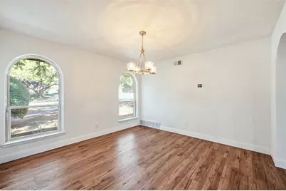 2105 Wilson Drive, Arlington, TX 76011 - Photo 12