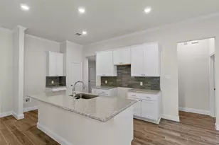 425 Water Crest Ln, Glenn Heights, TX 75154 - Photo 8