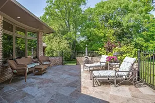 4825 Crooked Ln, Dallas, TX 75229 - Photo 2
