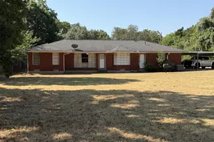 1329 E Union Bower Rd, Irving, TX 75061 - Photo 2