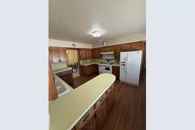 1329 E Union Bower Road, Irving, TX 75061 - Photo 4