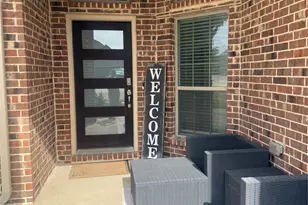 2080 Abela Dr, Waxahachie, TX 75165 - Photo 2