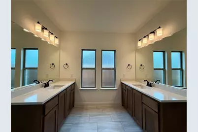 310 Devonshire Drive, Greenville, TX 75401 - Photo 20