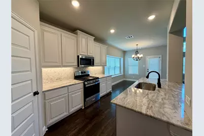 350 Devonshire Drive, Greenville, TX 75401 - Photo 8