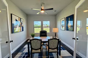 465 Aldred St, Greenville, TX 75401 - Photo 4