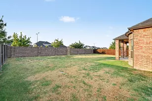 1616 Canals Dr, Little Elm, TX 75068 - Photo 40