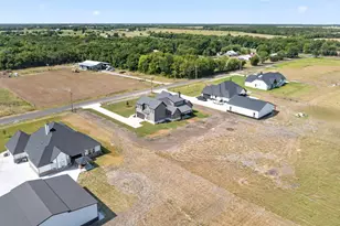 204 Cr 4615, Wolfe City, TX 75496 - Photo 40