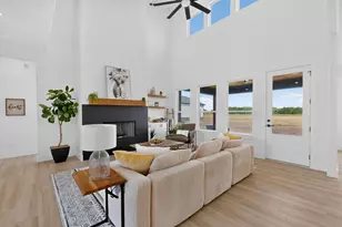 204 Cr 4615, Wolfe City, TX 75496 - Photo 8