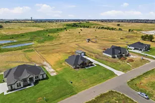 6941 Eagle Crk Dr, Godley, TX 76044 - Photo 32