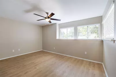 13234 Woodbend Lane, Dallas, TX 75243 - Photo 16