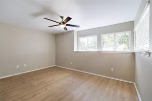 13234 Woodbend Ln, Dallas, TX 75243 - Photo 16