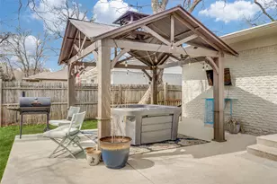 2822 Materhorn Dr, Dallas, TX 75228 - Photo 12