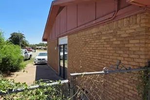 1624 Andrews Dr, Wichita Falls, TX 76301 - Photo 4