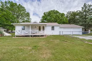 1509 Mitchell Dr, Bonham, TX 75418 - Photo 1