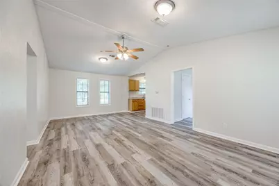 1509 Mitchell Drive, Bonham, TX 75418 - Photo 2