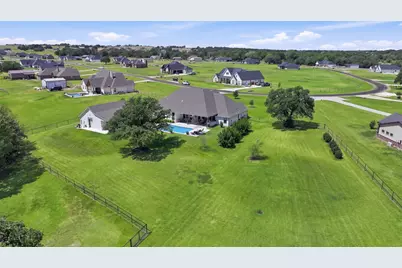 1072 Paradise Parkway, Poolville, TX 76487 - Photo 36