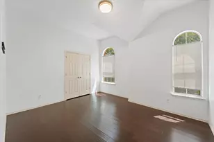 2236 Sparrow Hawk Ct, Grand Prairie, TX 75052 - Photo 28