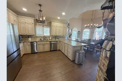 100 Kings Row Drive, Mansfield, TX 76063 - Photo 12