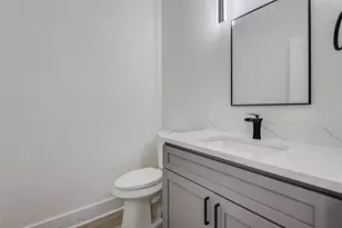 2501 Lenway St, Dallas, TX 75215 - Photo 6