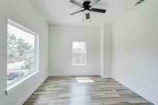 2501 Lenway St, Dallas, TX 75215 - Photo 30