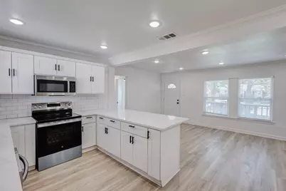 805 Crockett Street, Garland, TX 75040 - Photo 14
